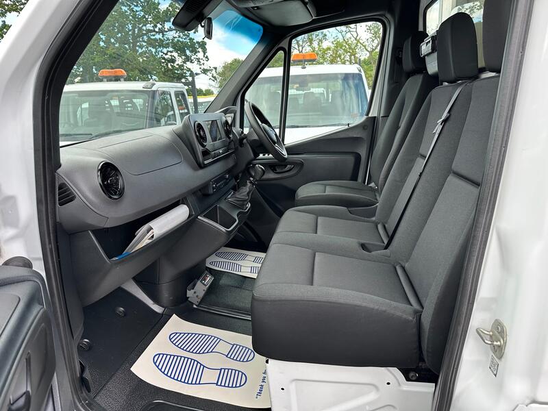 View MERCEDES-BENZ SPRINTER  FRIDGE BOX VAN - 30C 
