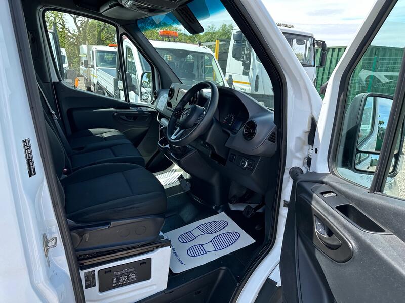 View MERCEDES-BENZ SPRINTER FRIDGE VAN  -20C