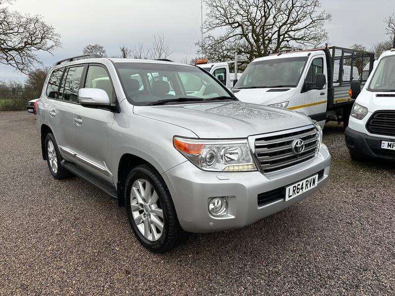 View TOYOTA LAND CRUISER 4.5 D-4D V8