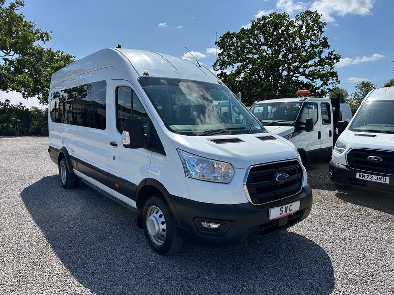 View FORD TRANSIT MINIBUS AIR CON!