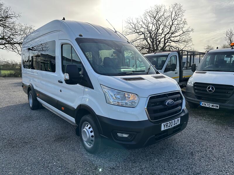 View FORD TRANSIT MINIBUS AIR CON!