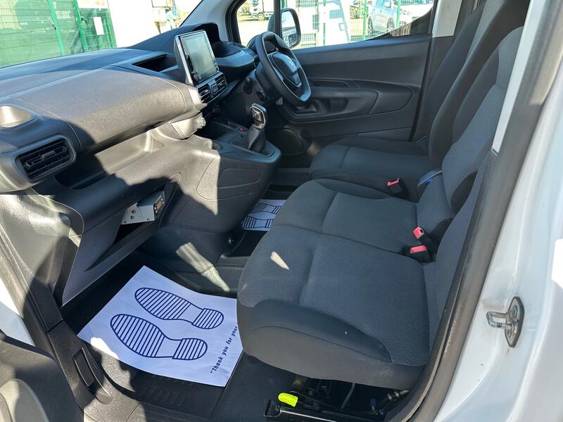 View PEUGEOT PARTNER TEMPERATURE CONTROLLED FRIDGE VAN -30 C