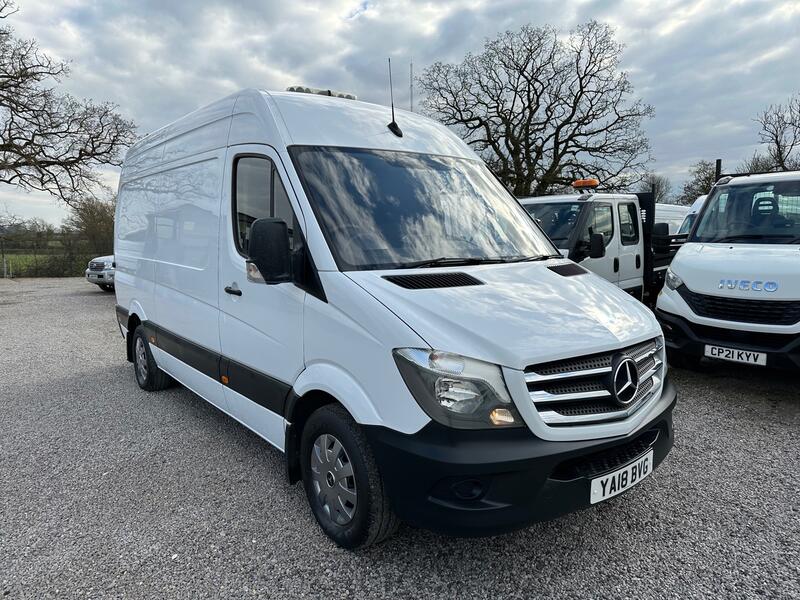 View MERCEDES-BENZ SPRINTER DRAIN JETTING UNIT VAN