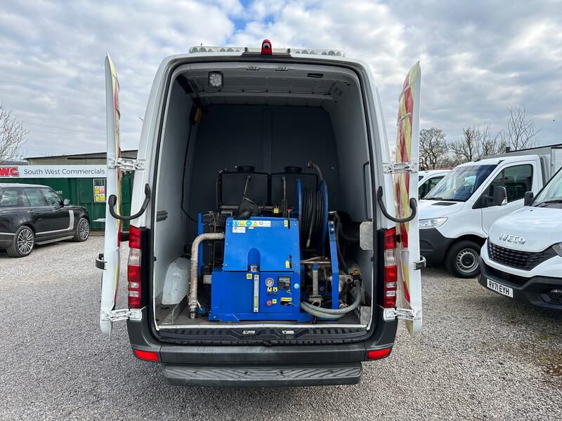 View MERCEDES-BENZ SPRINTER DRAIN JETTING UNIT VAN