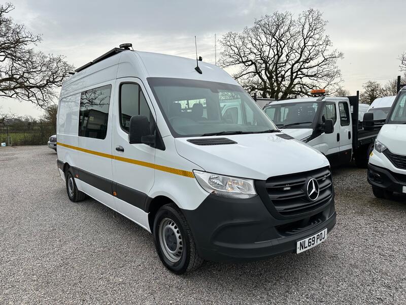 View MERCEDES-BENZ SPRINTER 2.1 314 CDI RWD MWB COMBI CREW WELFARE VAN