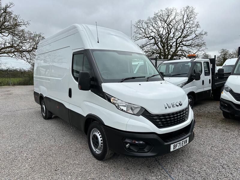 View IVECO DAILY LWB RWD AIR CON