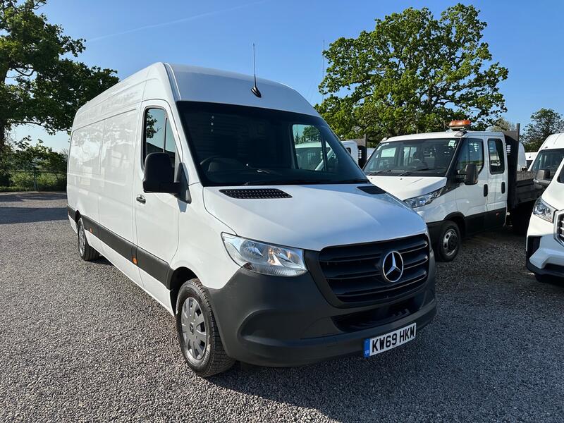View MERCEDES-BENZ SPRINTER 314CDI LWB OBP TYRE FITTERS COMPRESSOR WORKSHOP VAN 2020