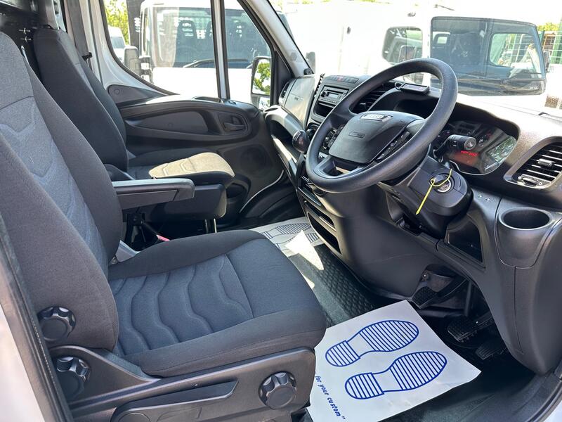 View IVECO DAILY PTO WORKSHOP COMPRESSOR VAN 