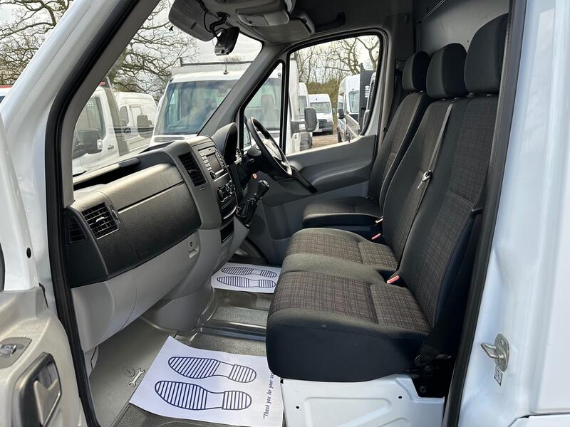 View MERCEDES-BENZ SPRINTER DRAIN JETTING UNIT VAN